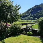 Shepherds Hut Dolly Wagon Keswick (Cumbria)