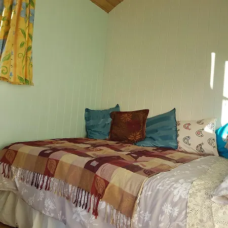 בית חווה Shepherds Hut Dolly Wagon