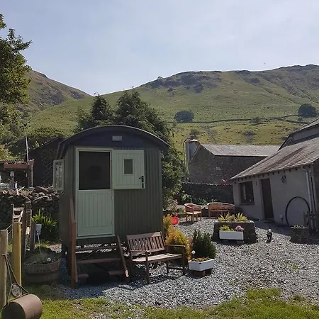 Shepherds Hut Dolly Wagon Keswick (Cumbria)