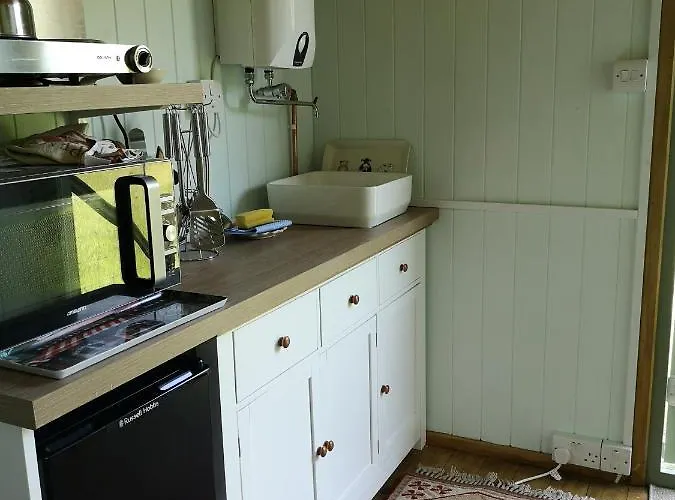 Shepherds Hut Dolly Wagon *